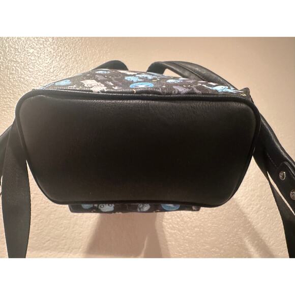 NWOT Disney Parks Loungefly Haunted Mansion Grim Grinning Ghosts Madam Leota - Picture 7 of 7